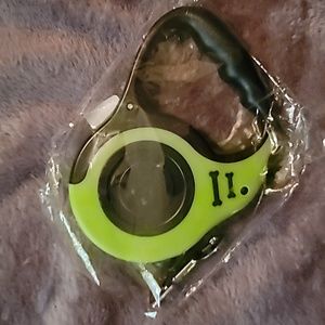 Brand New Sturdy Retractable 10-foot Pet Leash